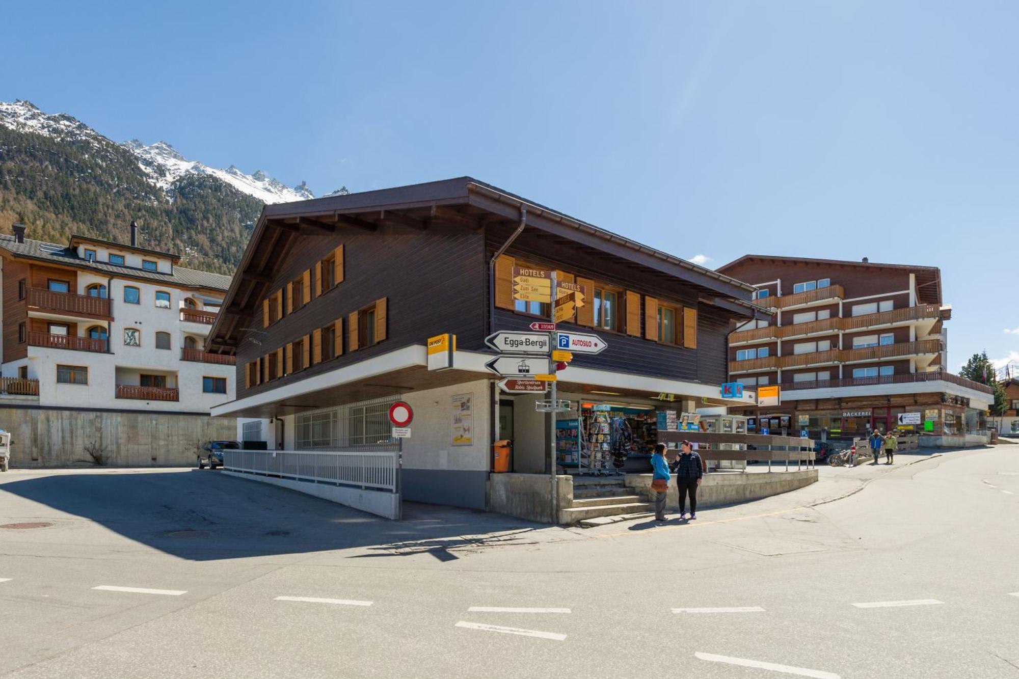 Postgebaeude Apartment Grachen Exterior photo