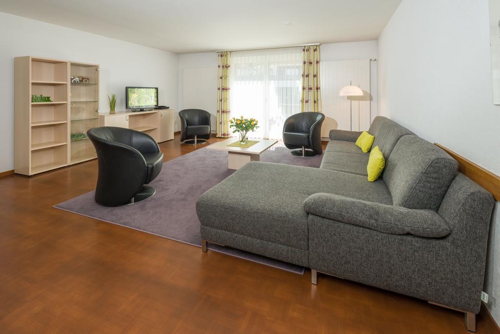 Postgebaeude Apartment Grachen Exterior photo