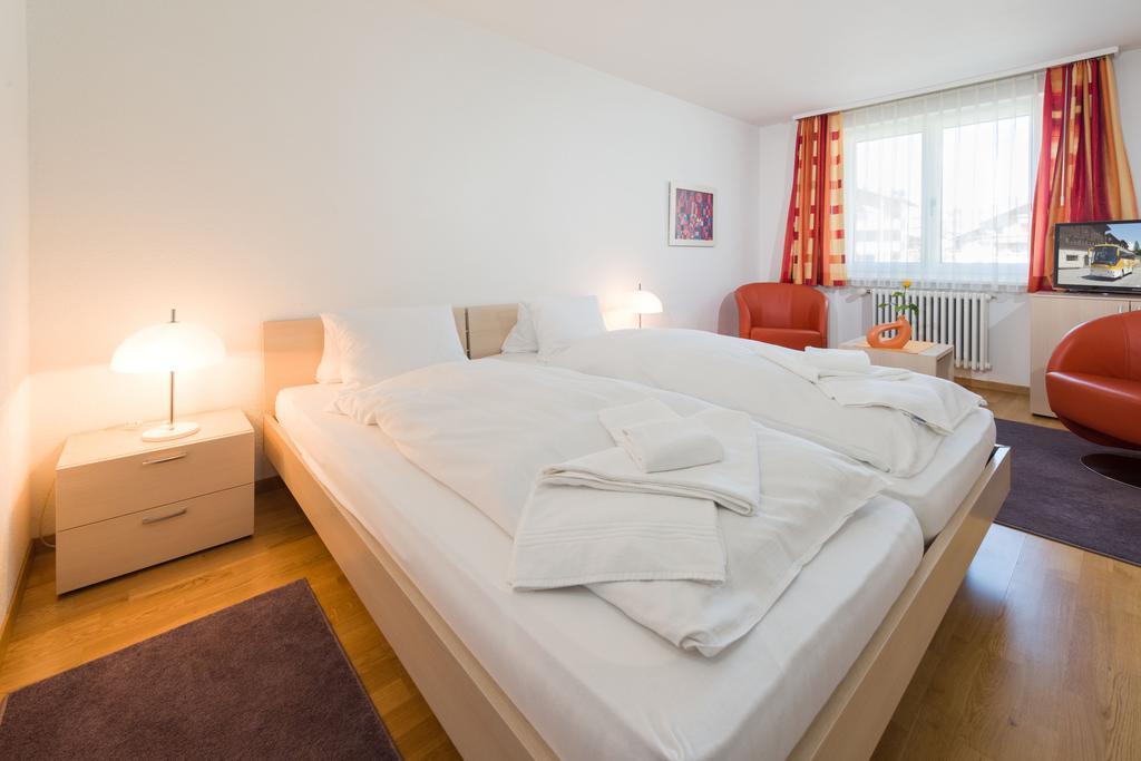 Postgebaeude Apartment Grachen Exterior photo