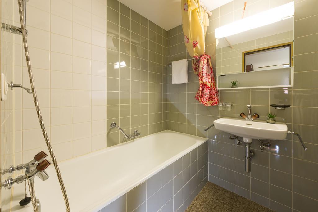 Postgebaeude Apartment Grachen Exterior photo