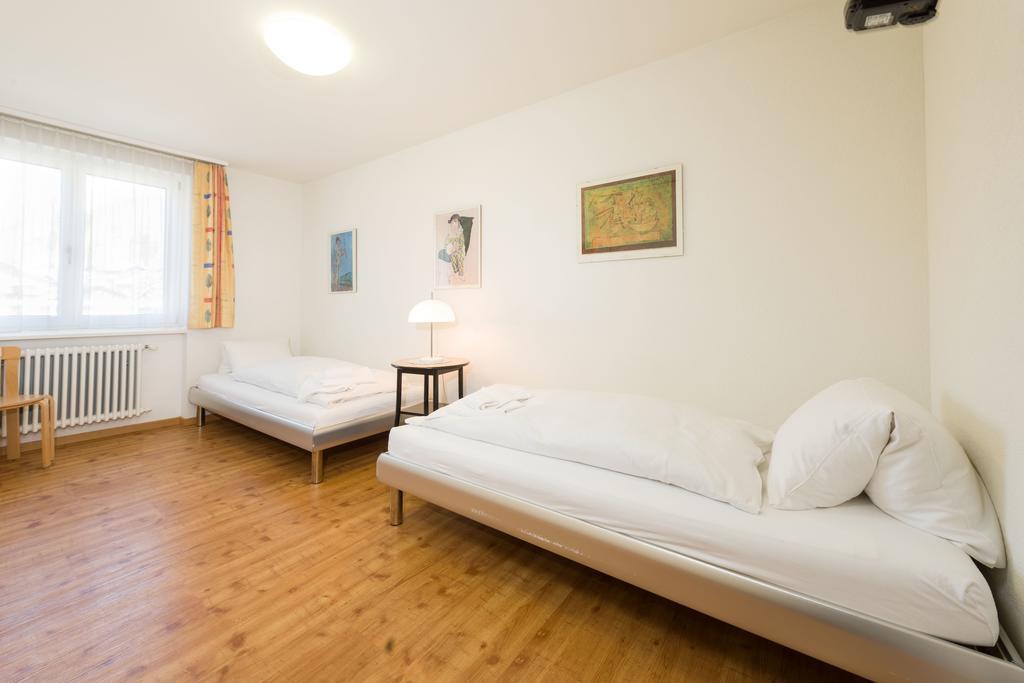 Postgebaeude Apartment Grachen Exterior photo