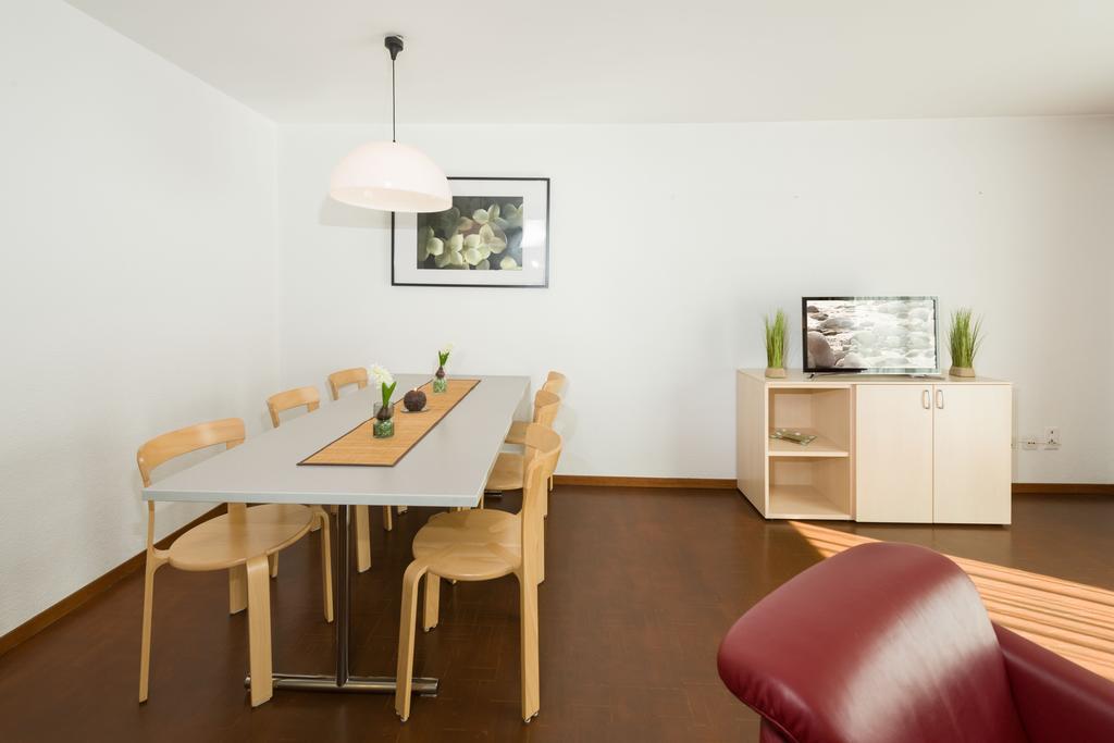 Postgebaeude Apartment Grachen Exterior photo