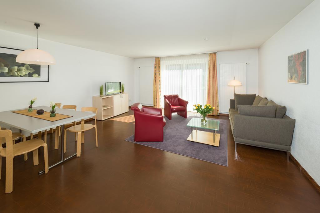Postgebaeude Apartment Grachen Exterior photo